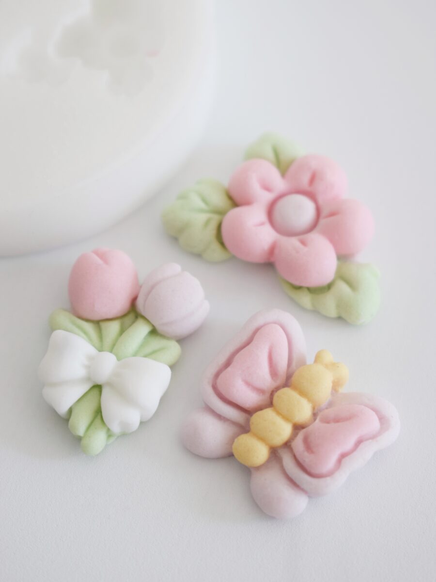 Molde Mariposa + florcitas