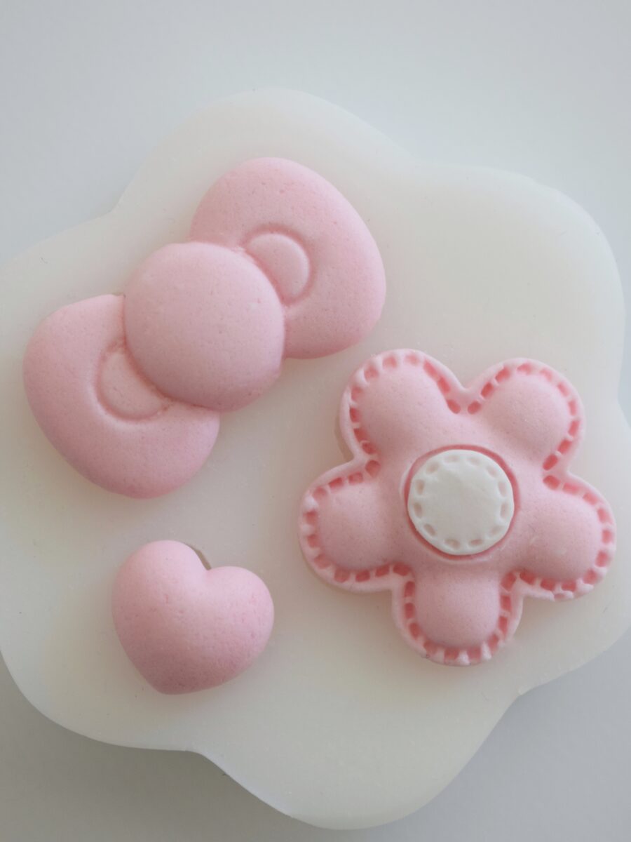 Molde Moño Kitty , flor y corazón