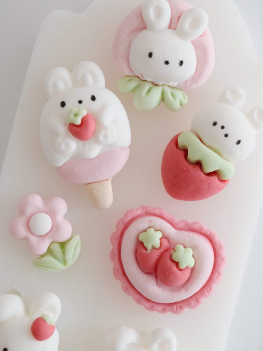 Molde Conejitos y Frutillas