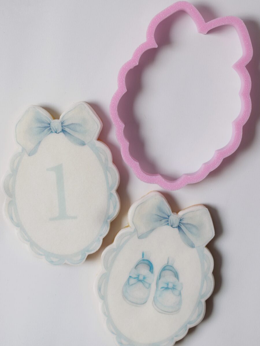 Cortante Oval con ondas y moño